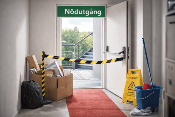 Tillgängliga lokaler med kontrastmarkeringar och ramper